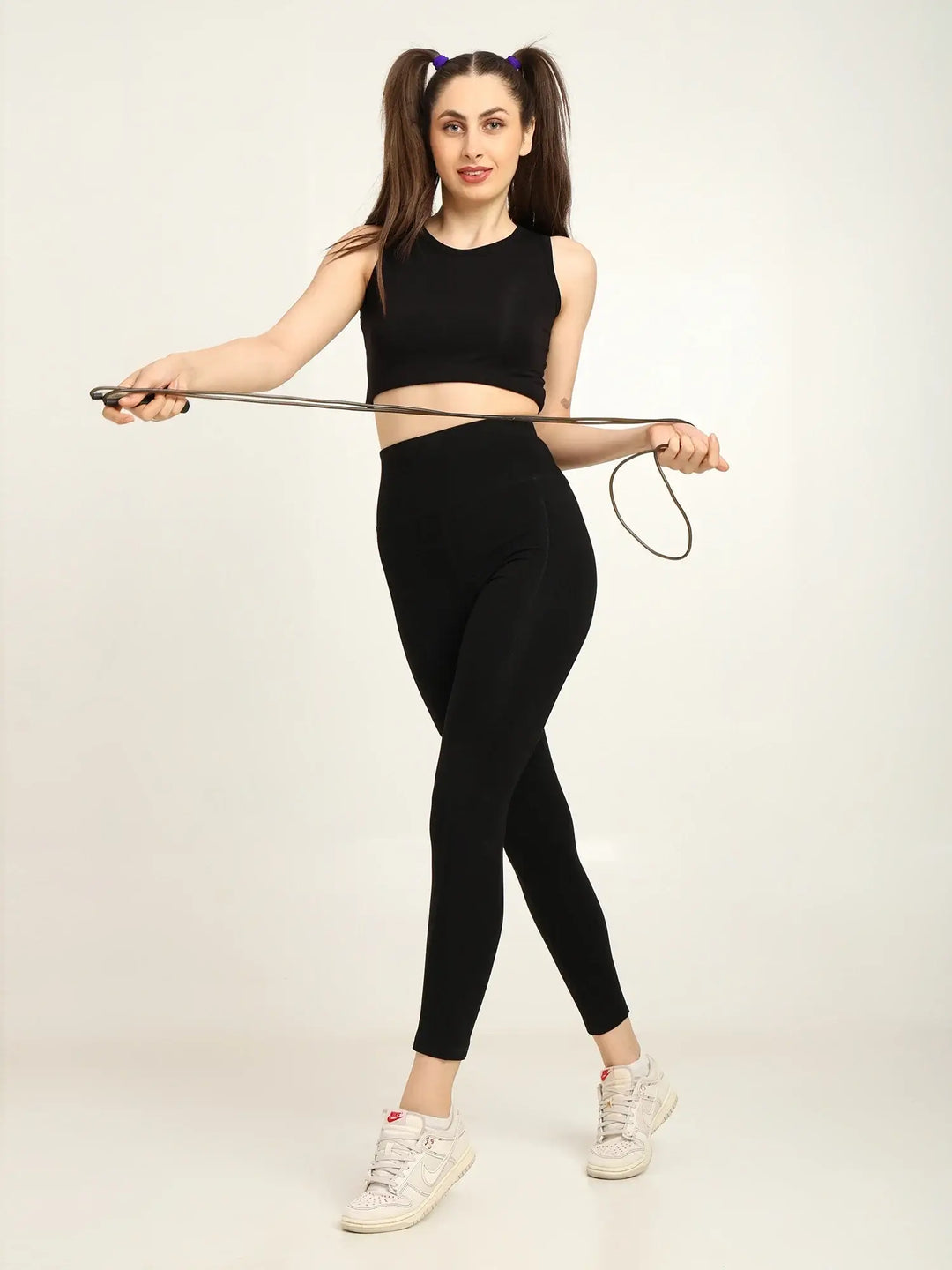 Women’s High-Waist Bamboo Black Yoga Pants with Side Pocket – Soft & Eco
