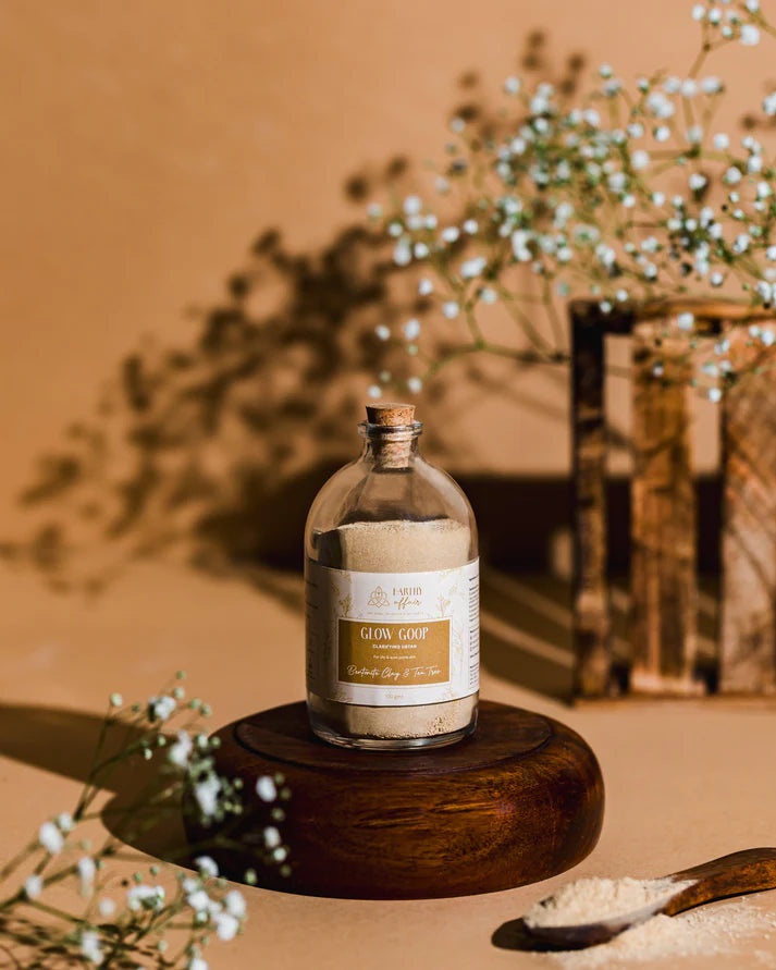 Earthy Affair Bentonite Clay & Tea Tree Glow Goop