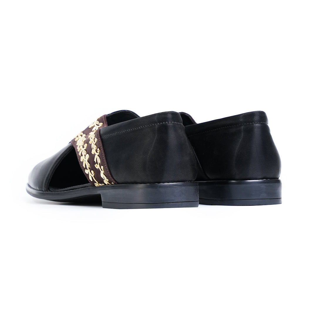 Monkstory Two Tone Embroidered Nawabi Sandals - Black/Brown
