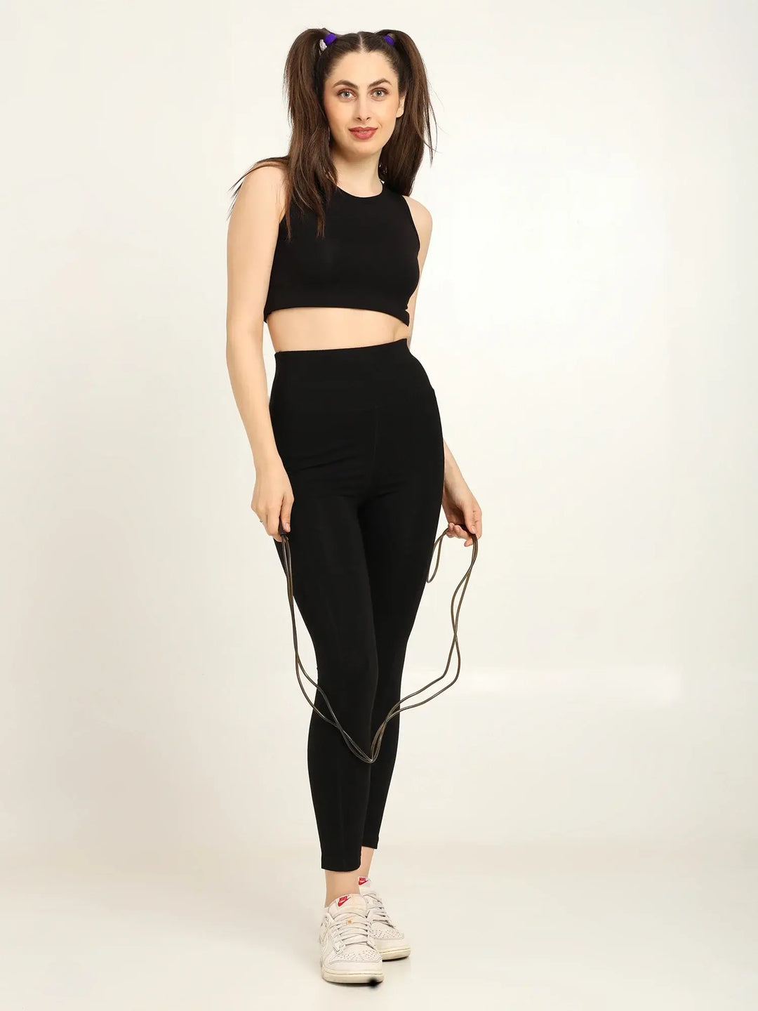Women’s High-Waist Bamboo Black Yoga Pants with Side Pocket – Soft & Eco