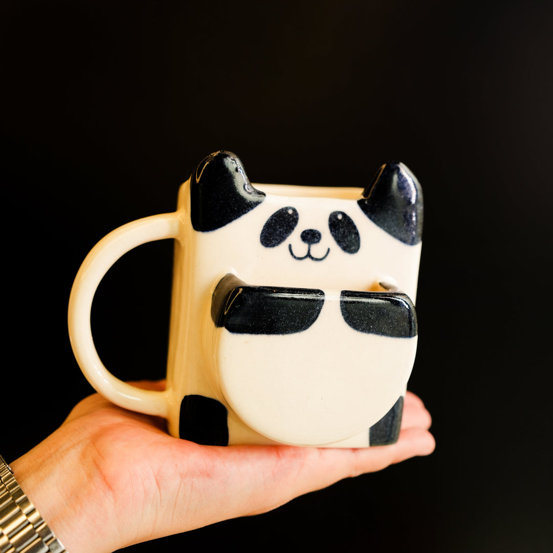 Panda biscuit pocket mug for tea and coffee | Cute Ceramic Coffee mug - https://artecasa.in/