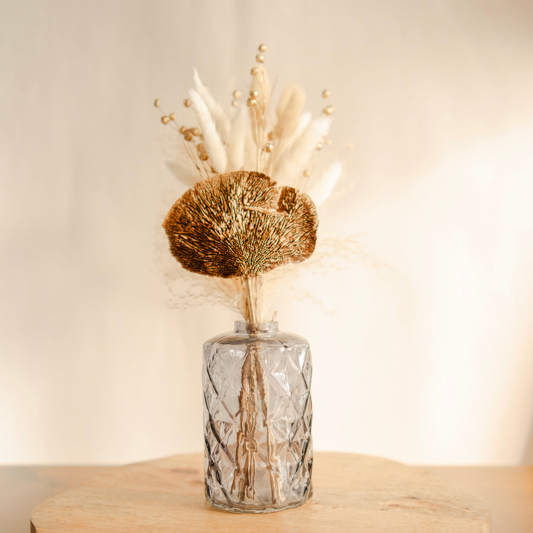 Vivid Glass vase with Bunch