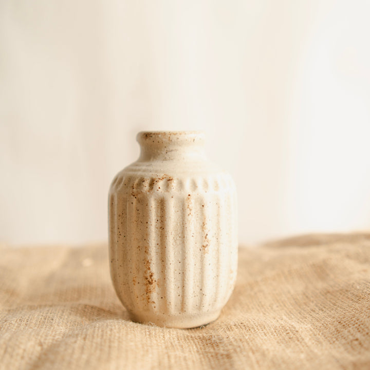 Classic Bloom vase-Big - https://artecasa.in/
