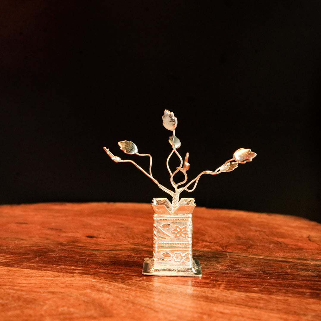 Blissful Silver Basket Diwali Hamper - https://artecasa.in/