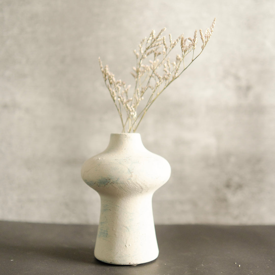 The Blue Legacy vase set - https://artecasa.in/