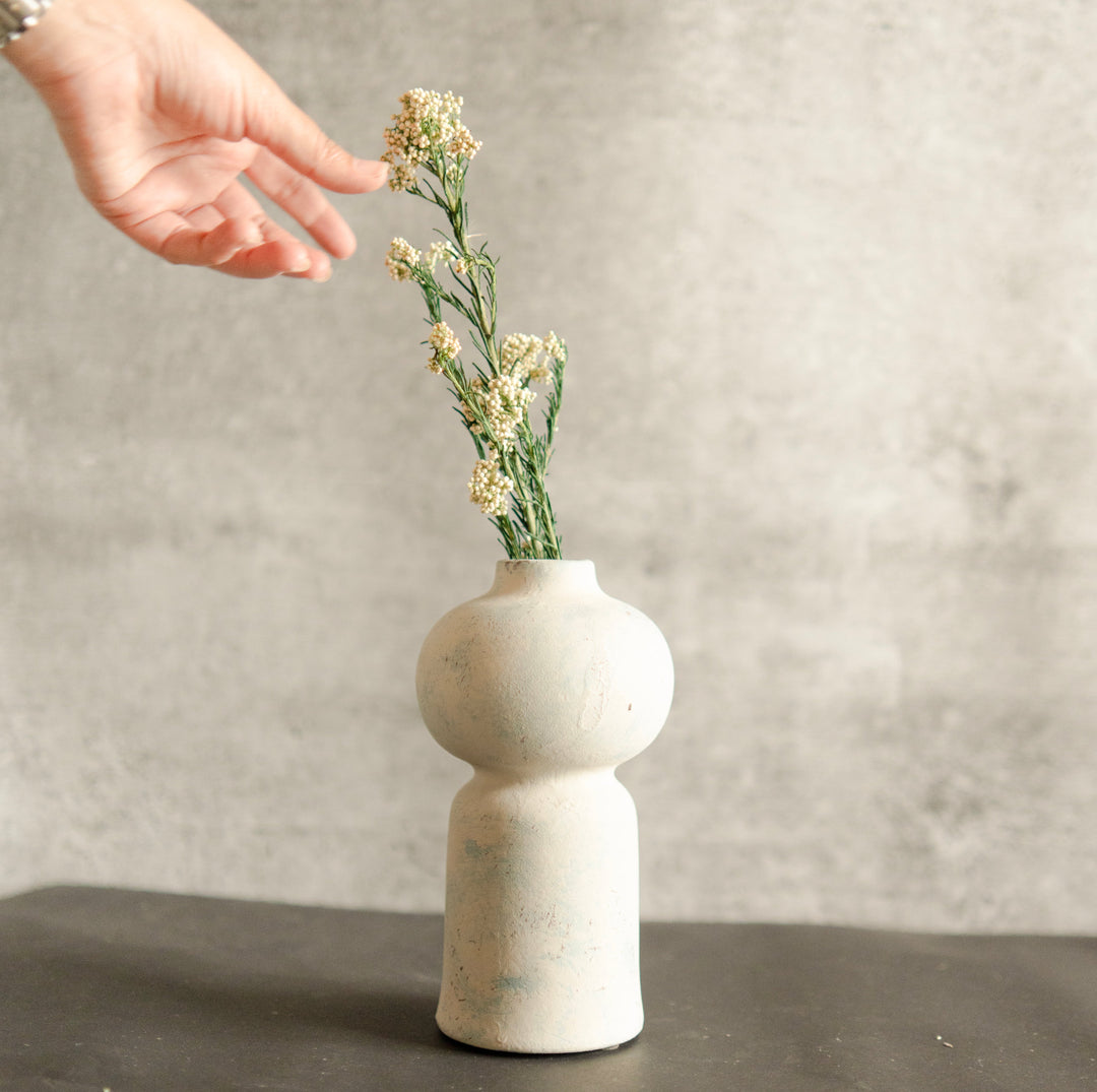 Aqua Heritage Porcelain Vase | Luxury Home Décor - https://artecasa.in/