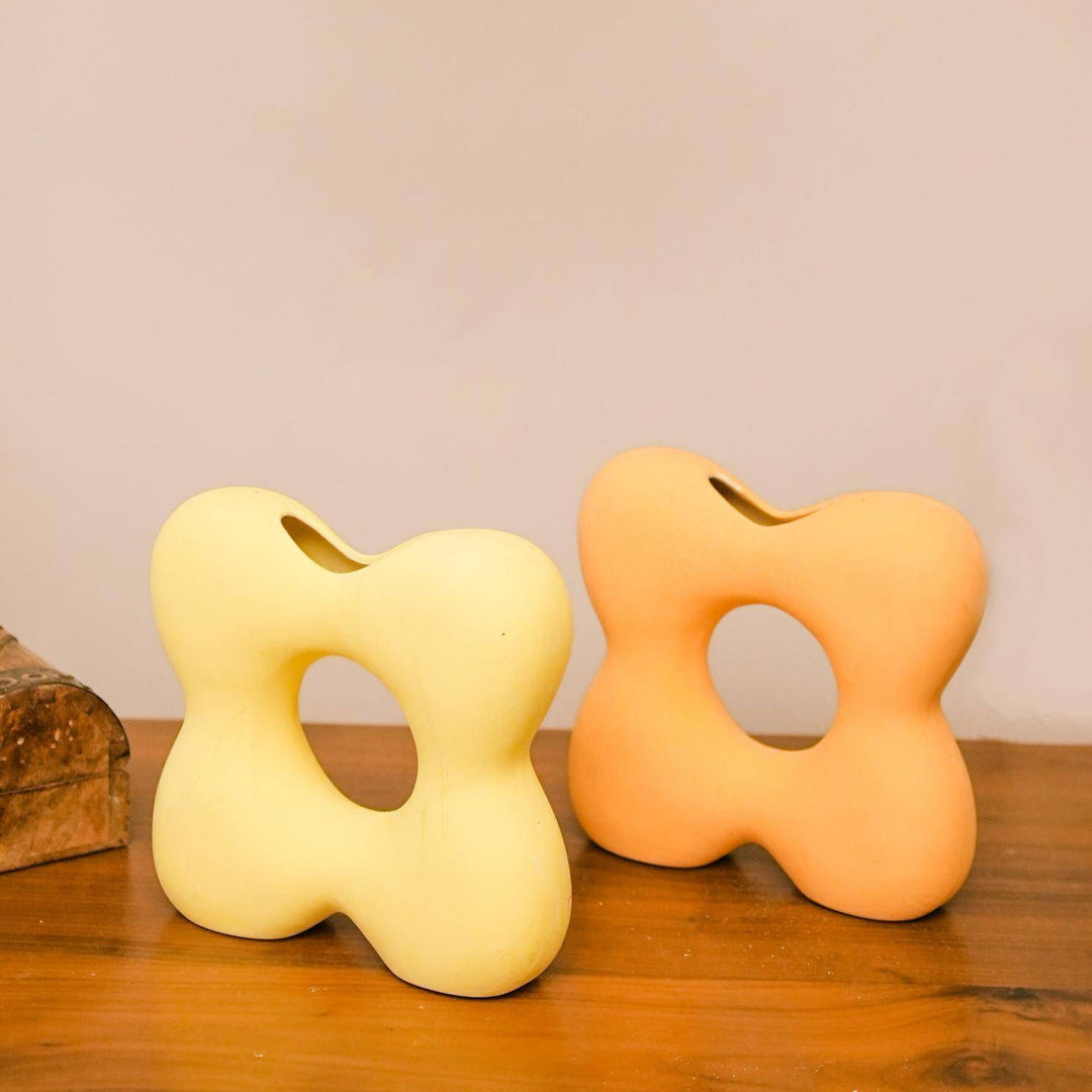 Orange breeze vas - https://artecasa.in/