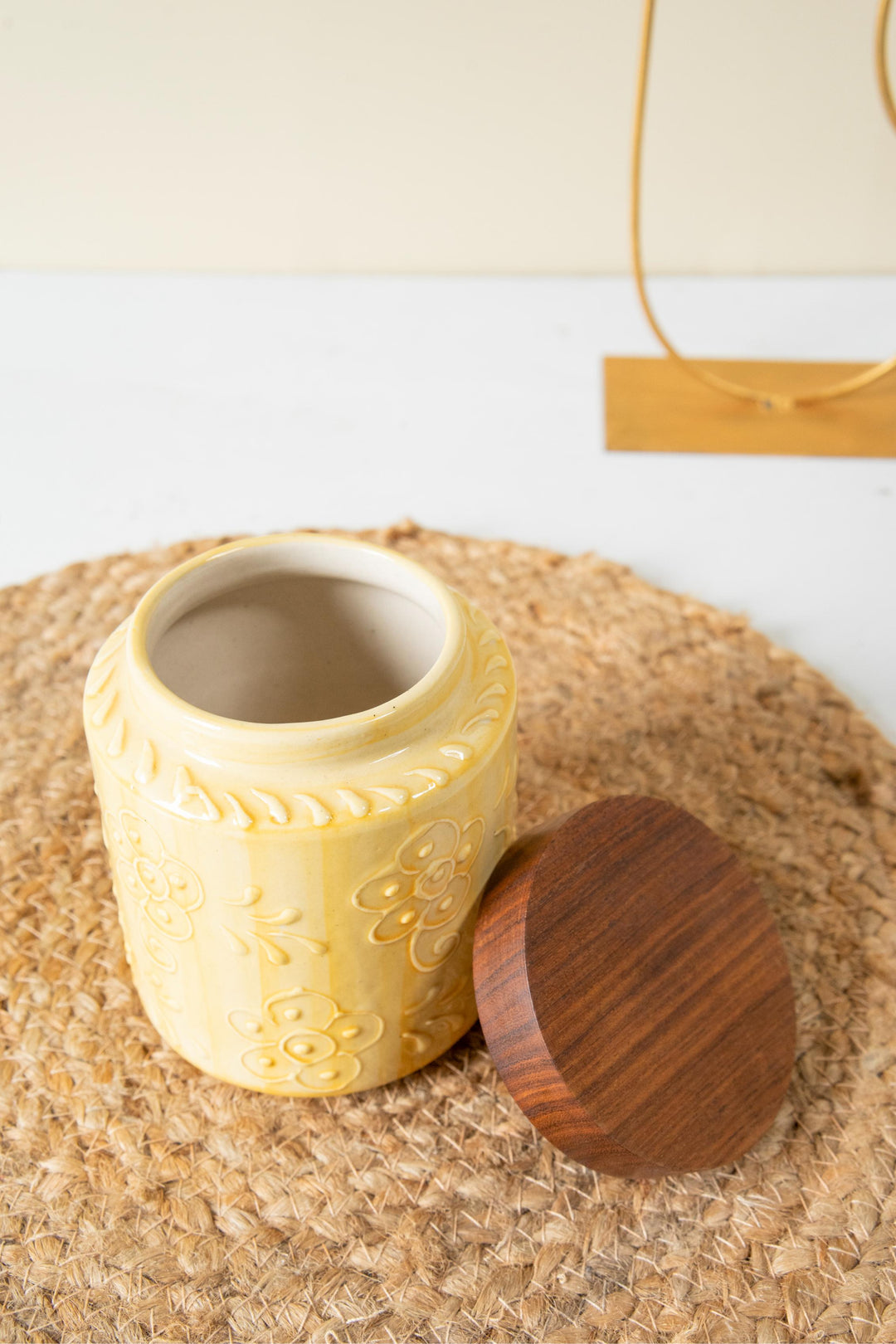 Amber Airtight Jar - https://artecasa.in/