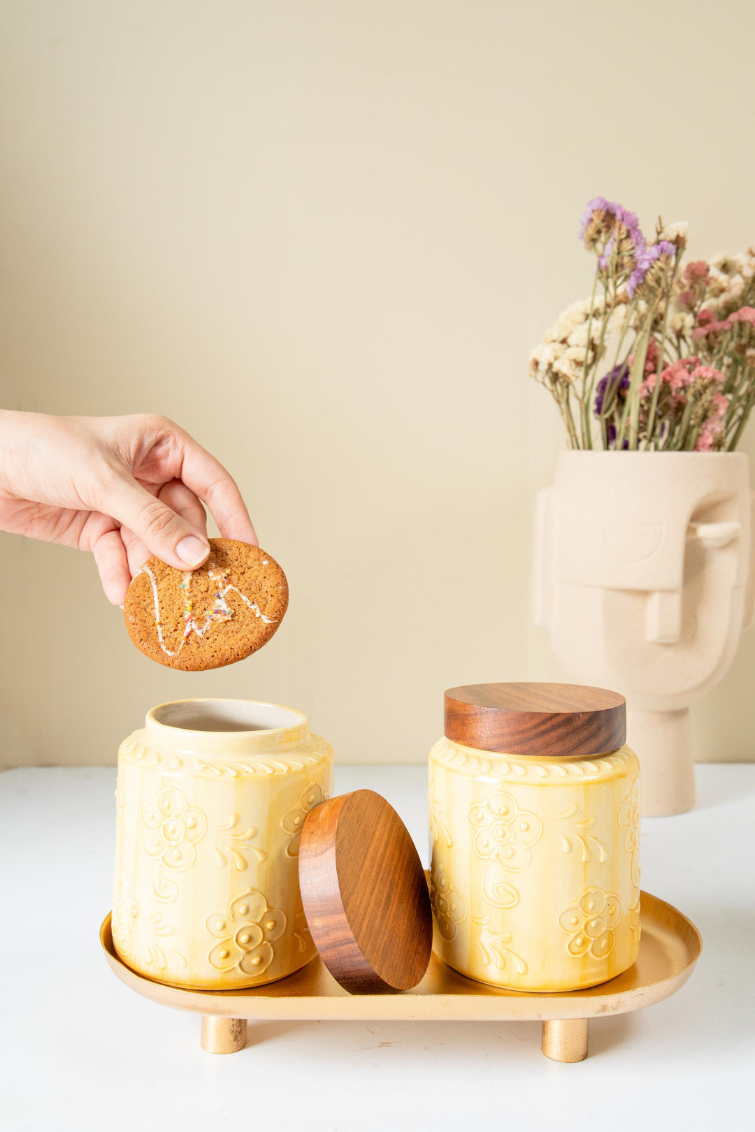 Amber airtight Jar set of 2 - https://artecasa.in/