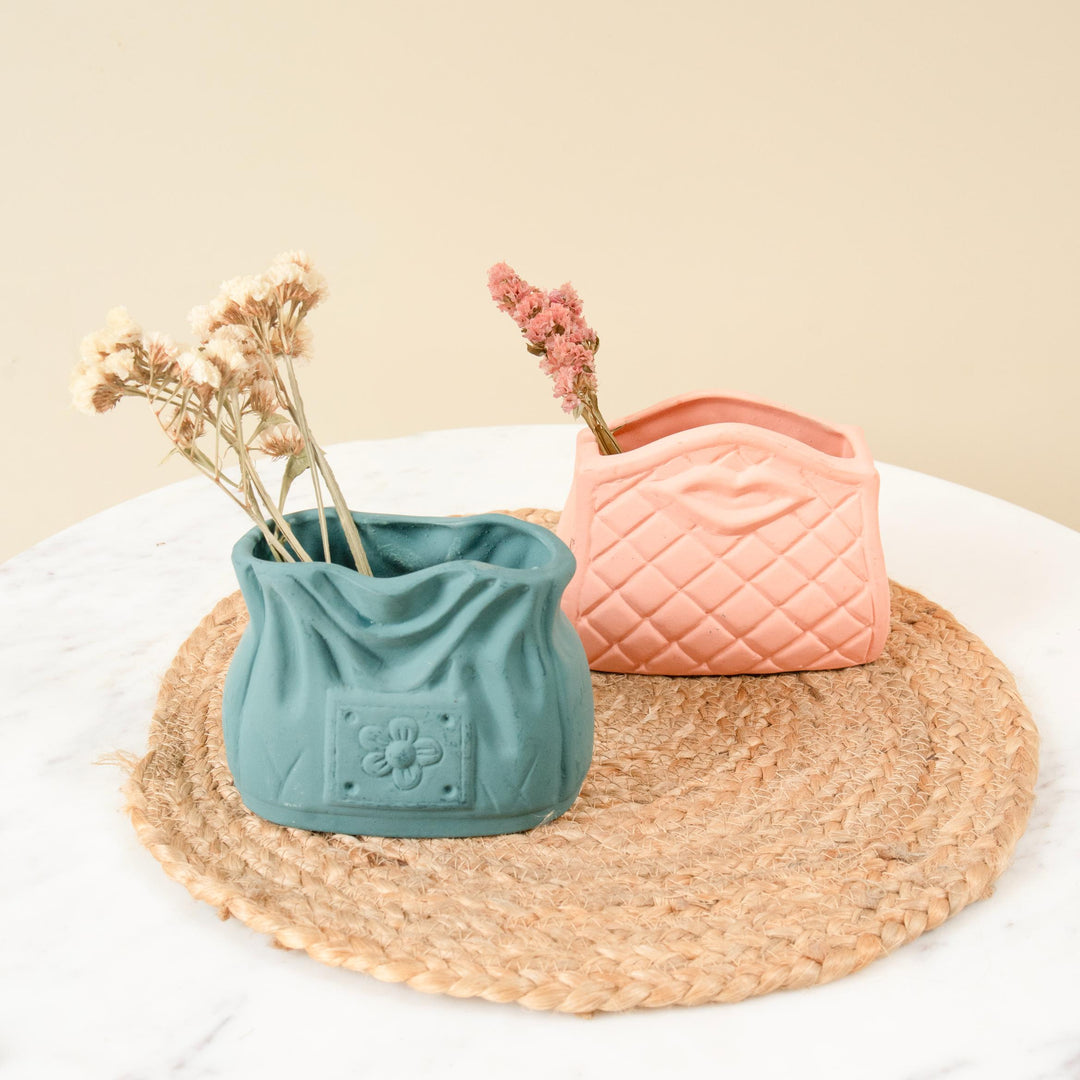 Pair of chic - https://artecasa.in/