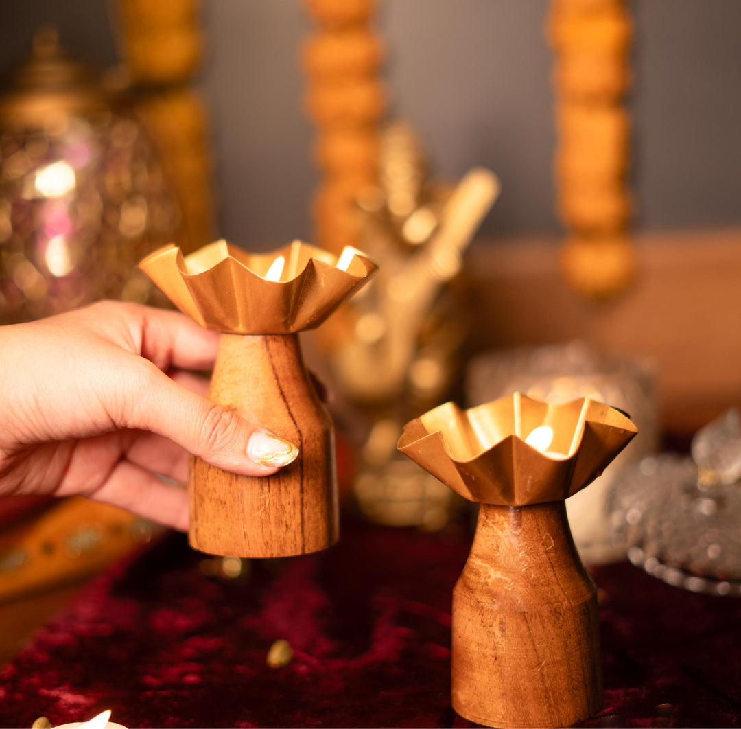 Rustic bloom tealight holder - set of 2 - https://artecasa.in/