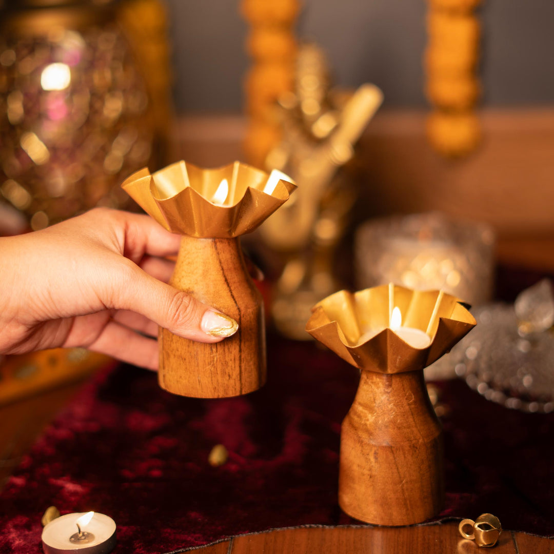 Rustic bloom tealight holder - set of 2 - https://artecasa.in/