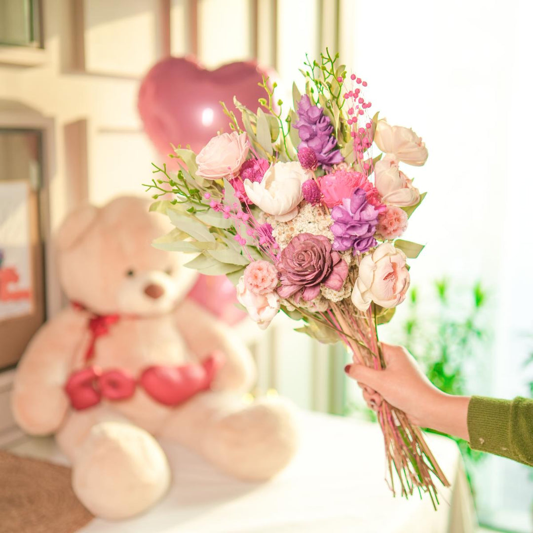 Blush breeze bunch - https://artecasa.in/