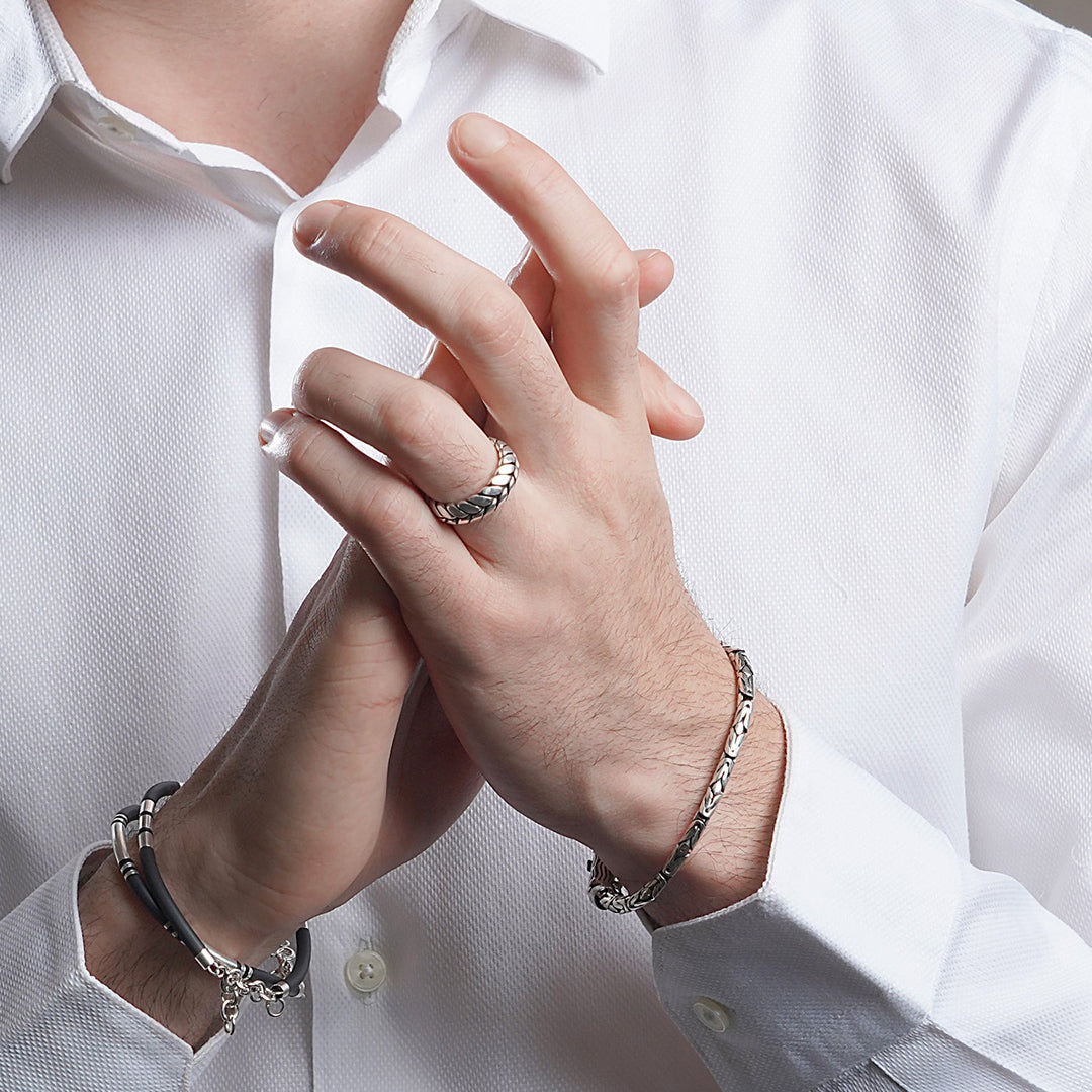 The Herringbone Weave - Sterling Silver Men&