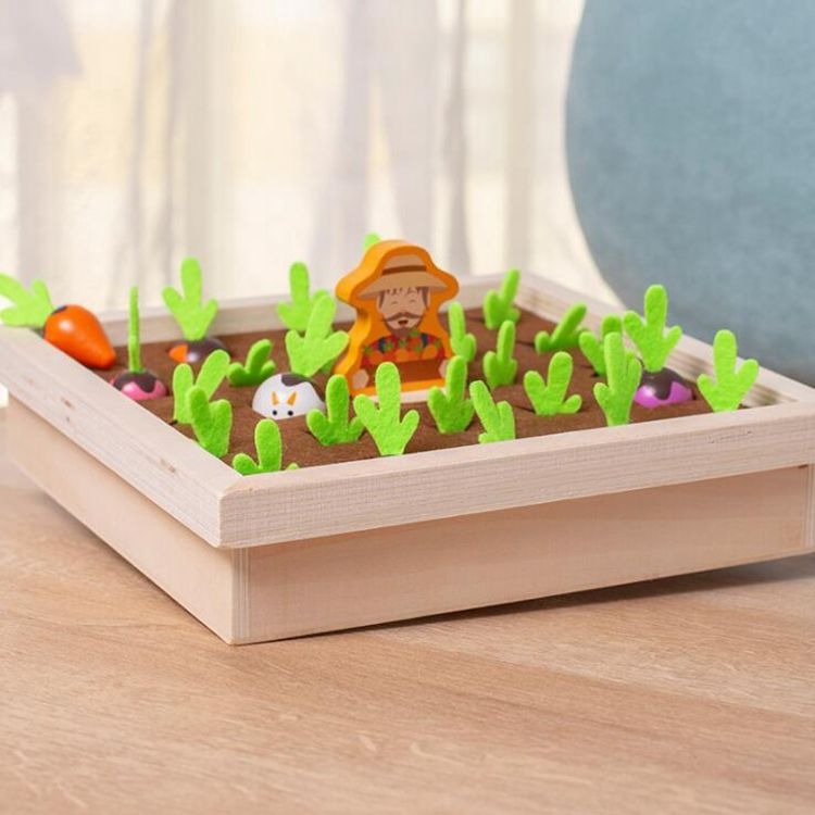 Wudly Wooden Vegetable Garden Memory Game, Educational Board Game with Farmer Figure