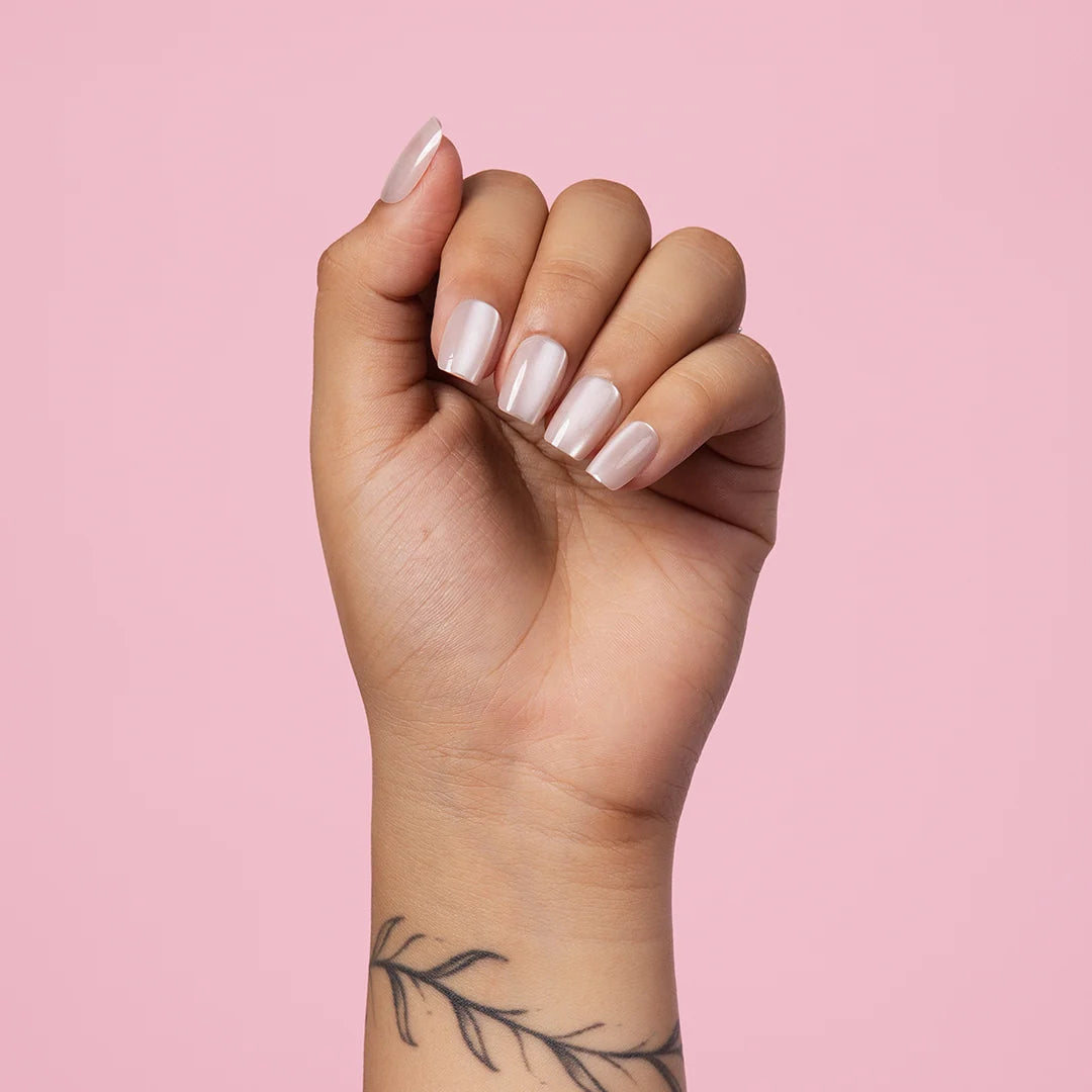 Gush Beauty Crème, Cat Eye with Nail Glue + Nail Glue Sticker | Medium, Square Press-On Nails