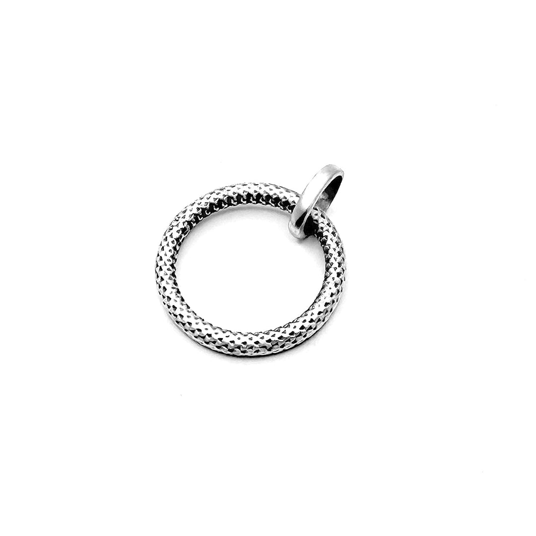 Draconique circle pendant in 925 sterling silver