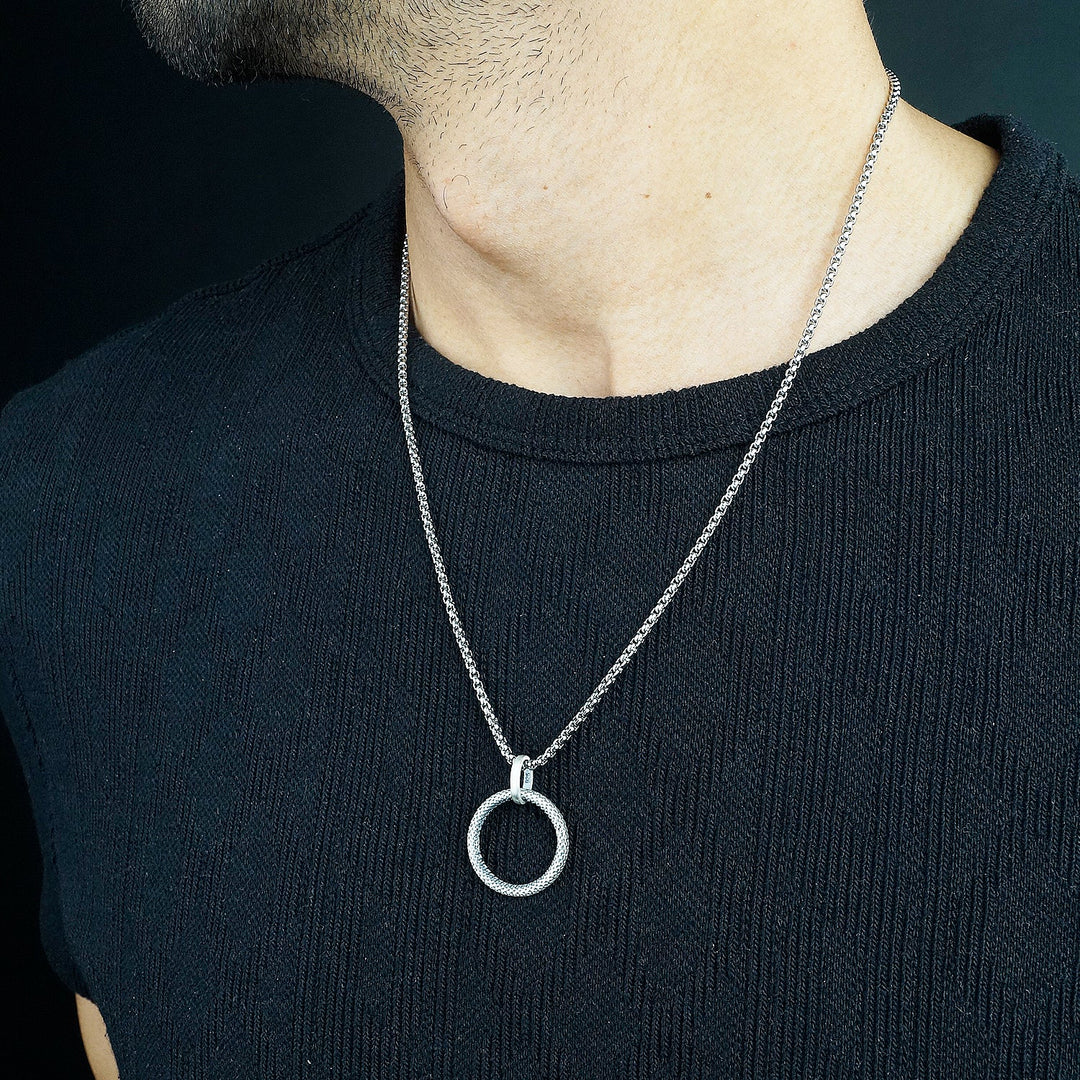 Draconique circle pendant in 925 sterling silver
