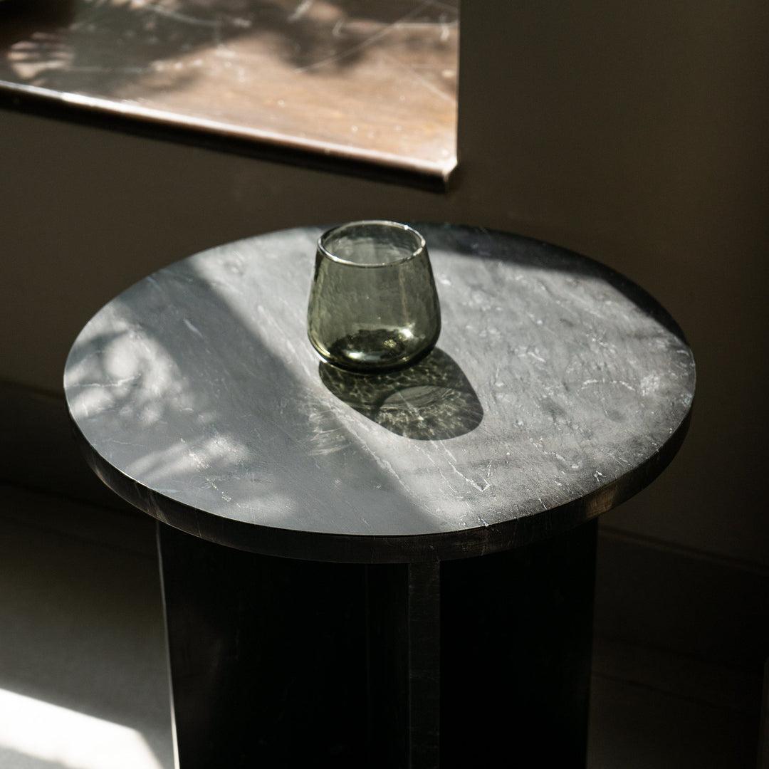 Muun Home Noir Marble Table