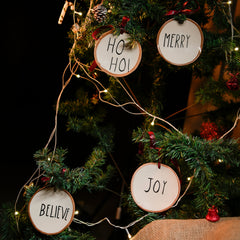 Pack of 4 festive ornaments