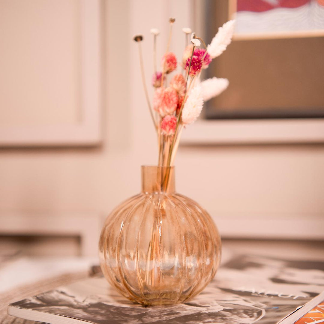 Pumpkin vase with dried flower bunch - https://artecasa.in/