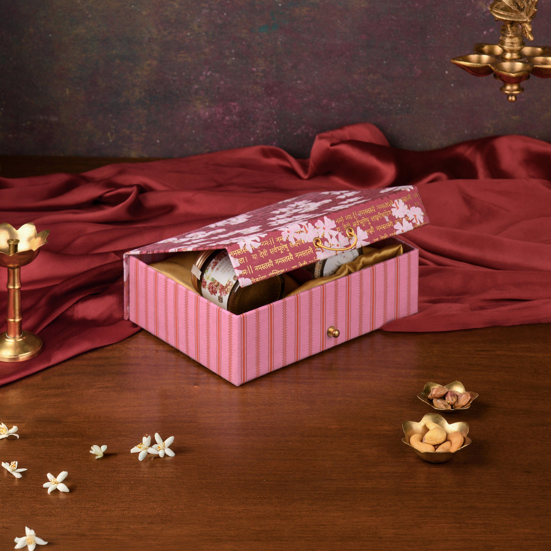 Harshringar Medium Gift Box