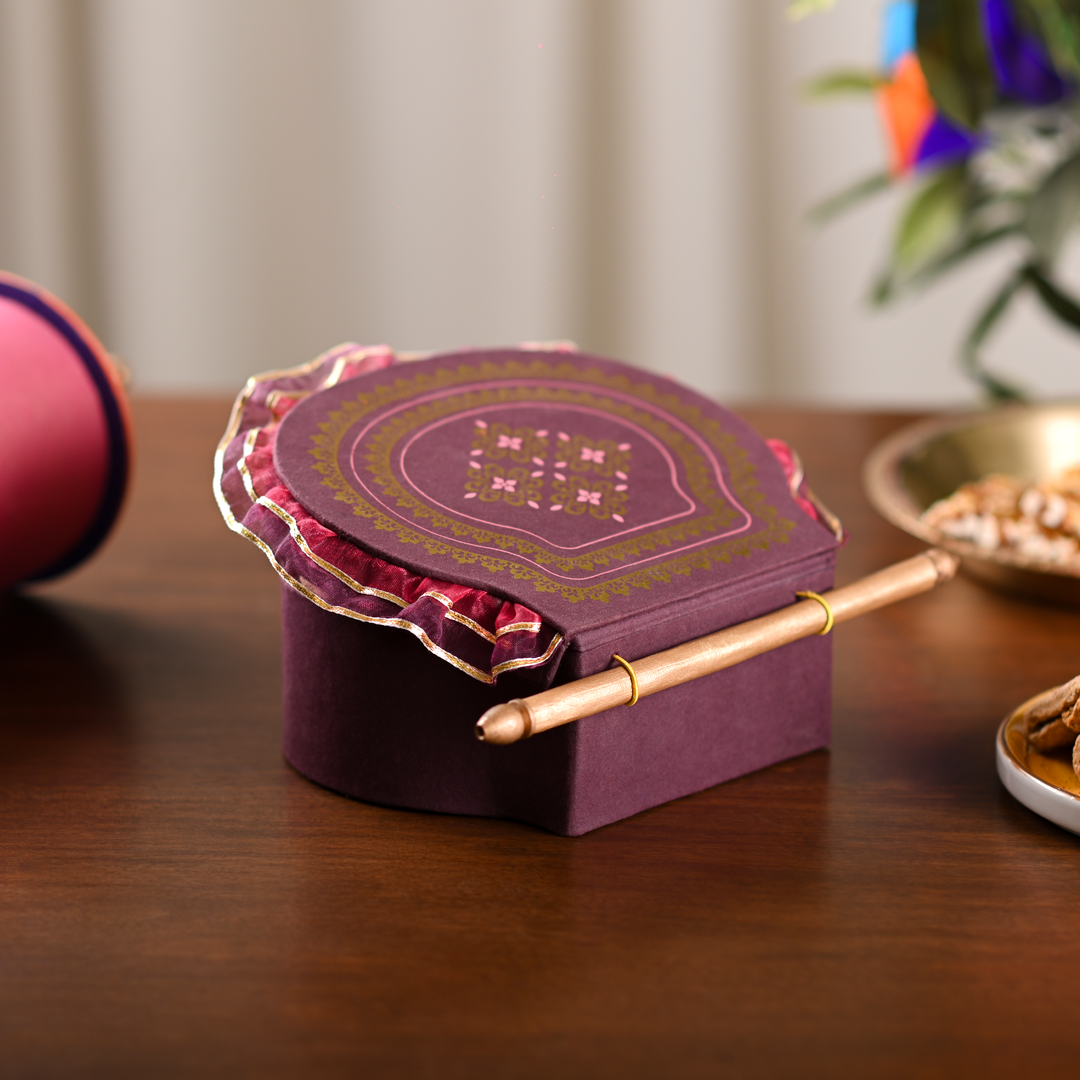 Pankhi Shape Box