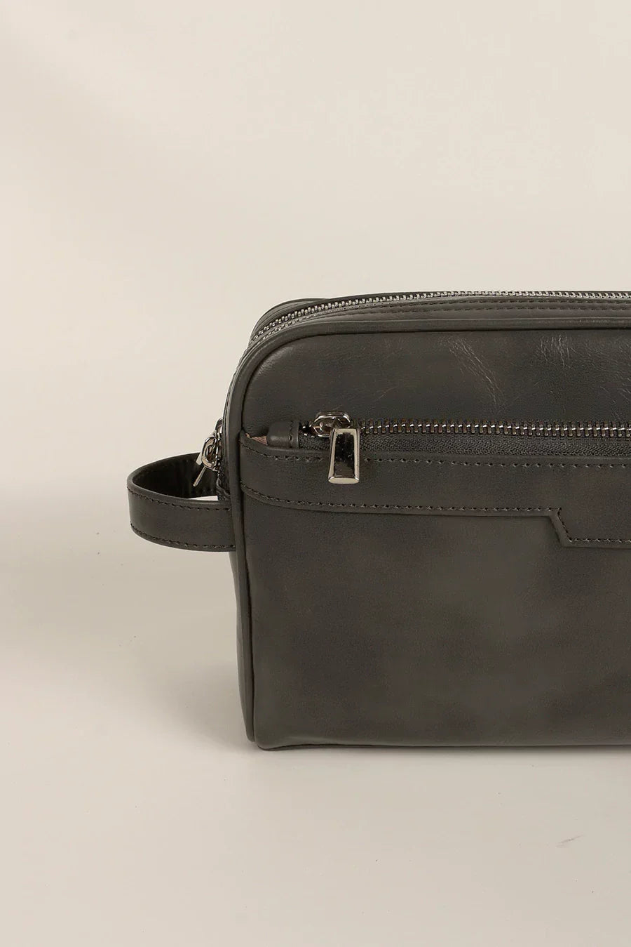 The House of Ganges - The Vegan Leather Travel Toiletry Pouch