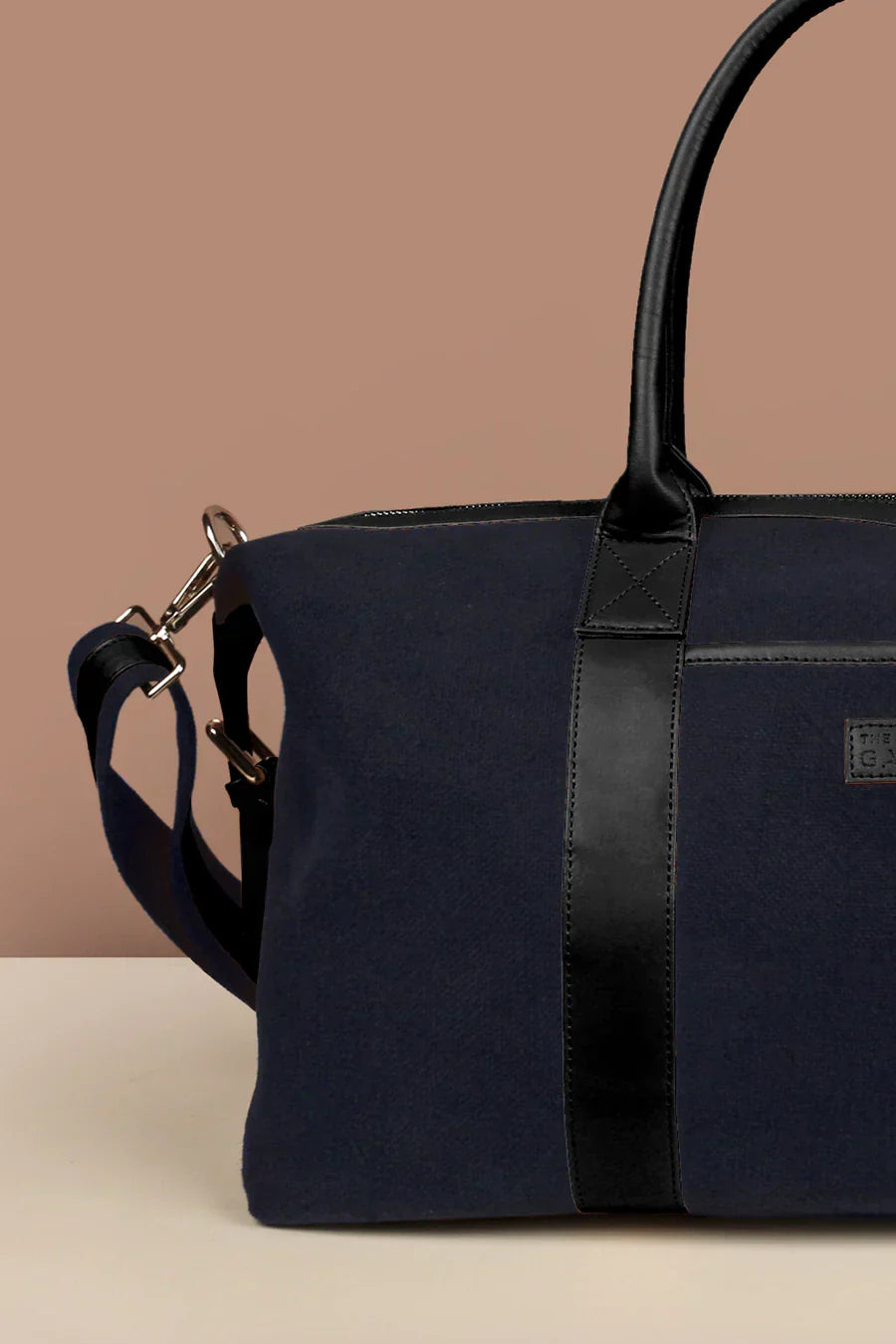 The House of Ganges - Joey Large Vegan Leather Duffle Bag For Women