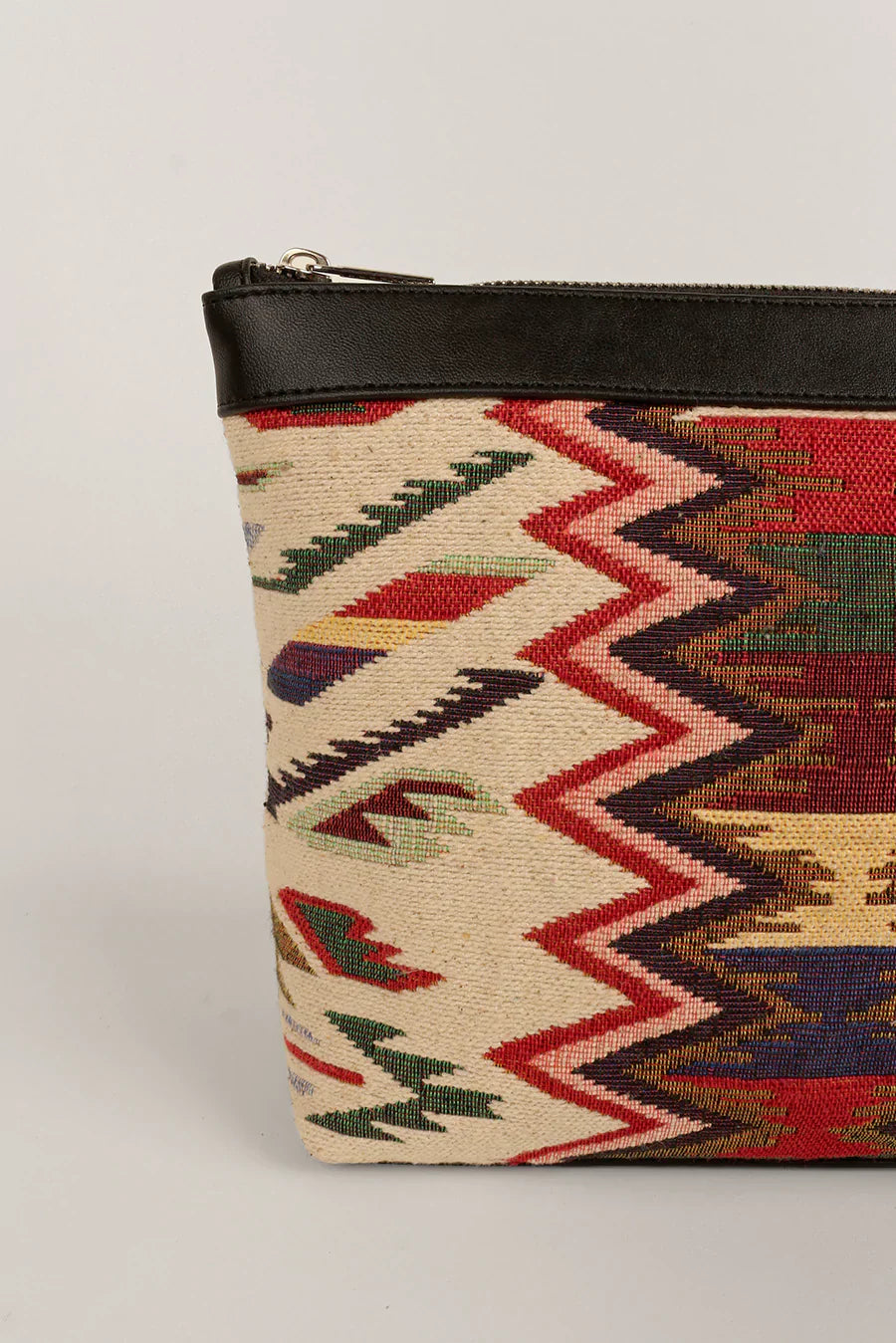 Slindon Medium Handloom Toiletry Pouch