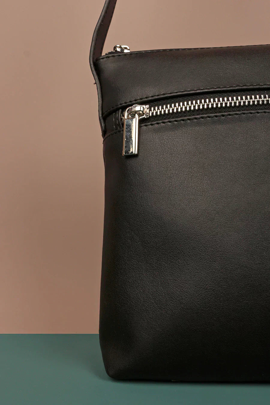 Arthur Men Vegan Leather Crossbody Bag