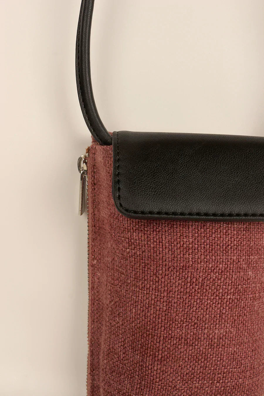 Grace Soft Jute Mobile Sling