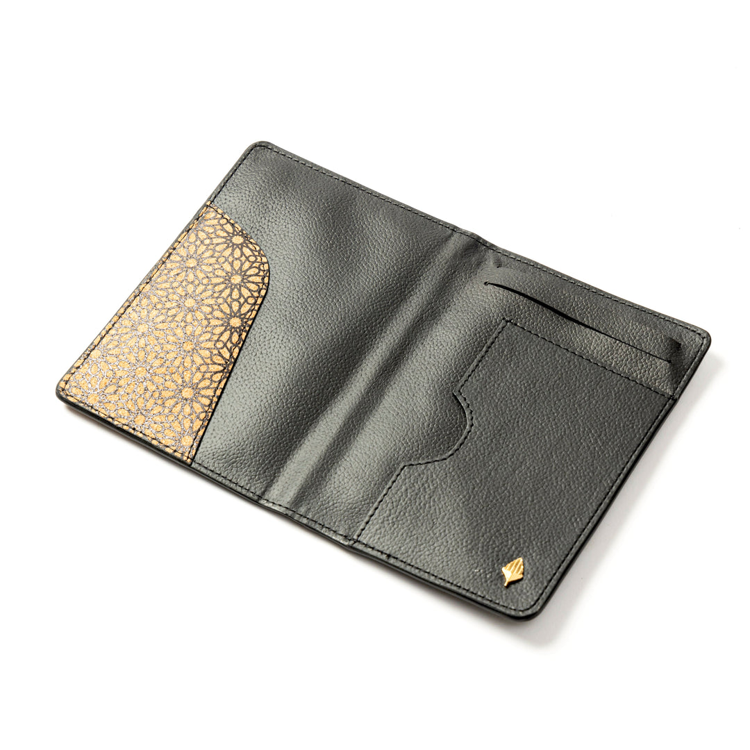 Green Hermitage Sustainable Vegan Leather Passport Holder - Black