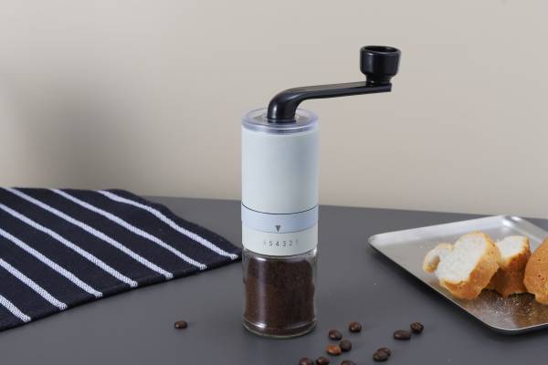 The Bean Co Roasters Manual Coffee Grinder | Adjustable Settings, Borosilicate Glass | Pink