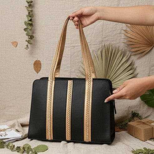 Green Hermitage Gaia - Black & Gold