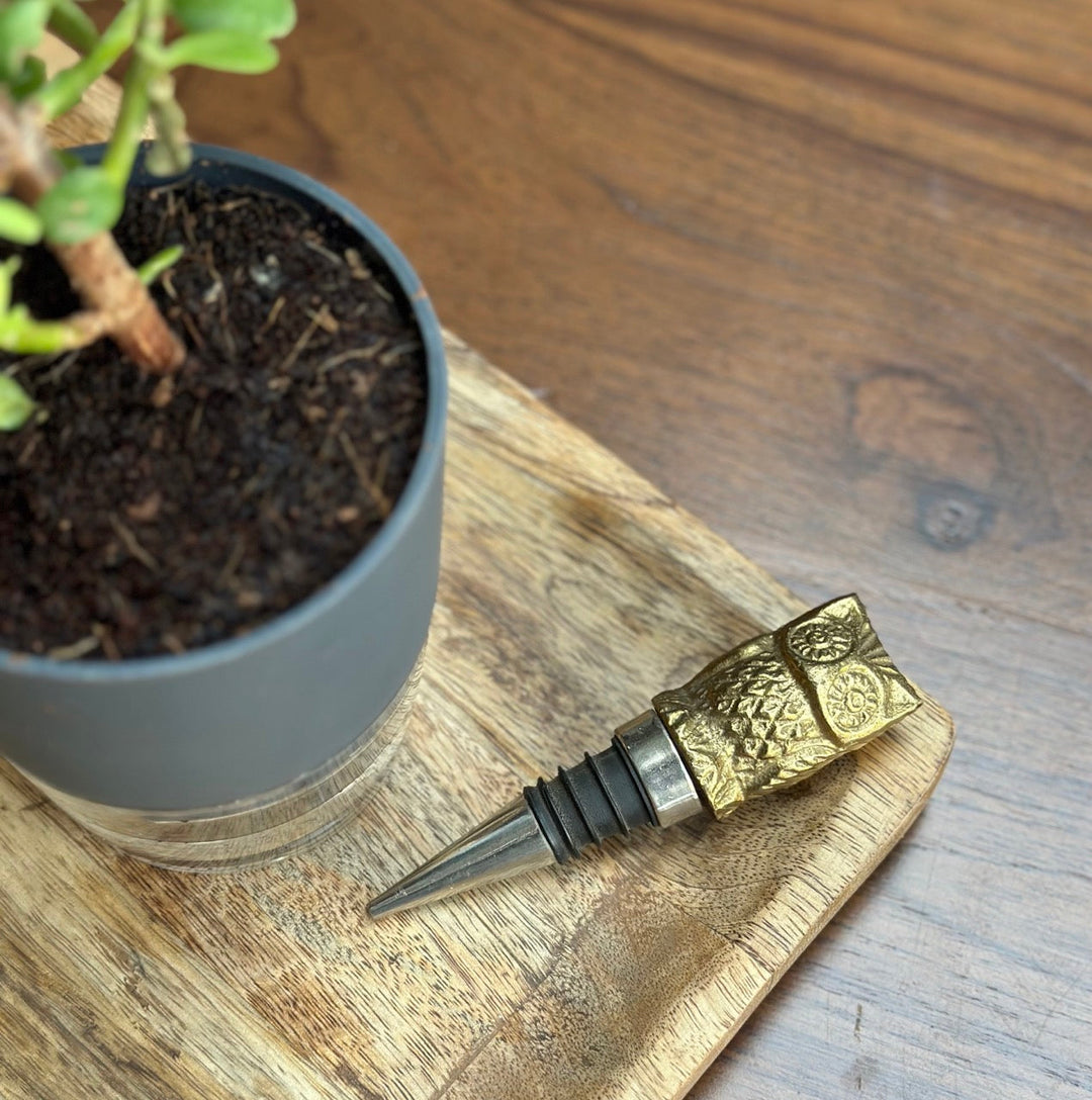 Pravaah Ullook Wine Stopper - made in solid brass