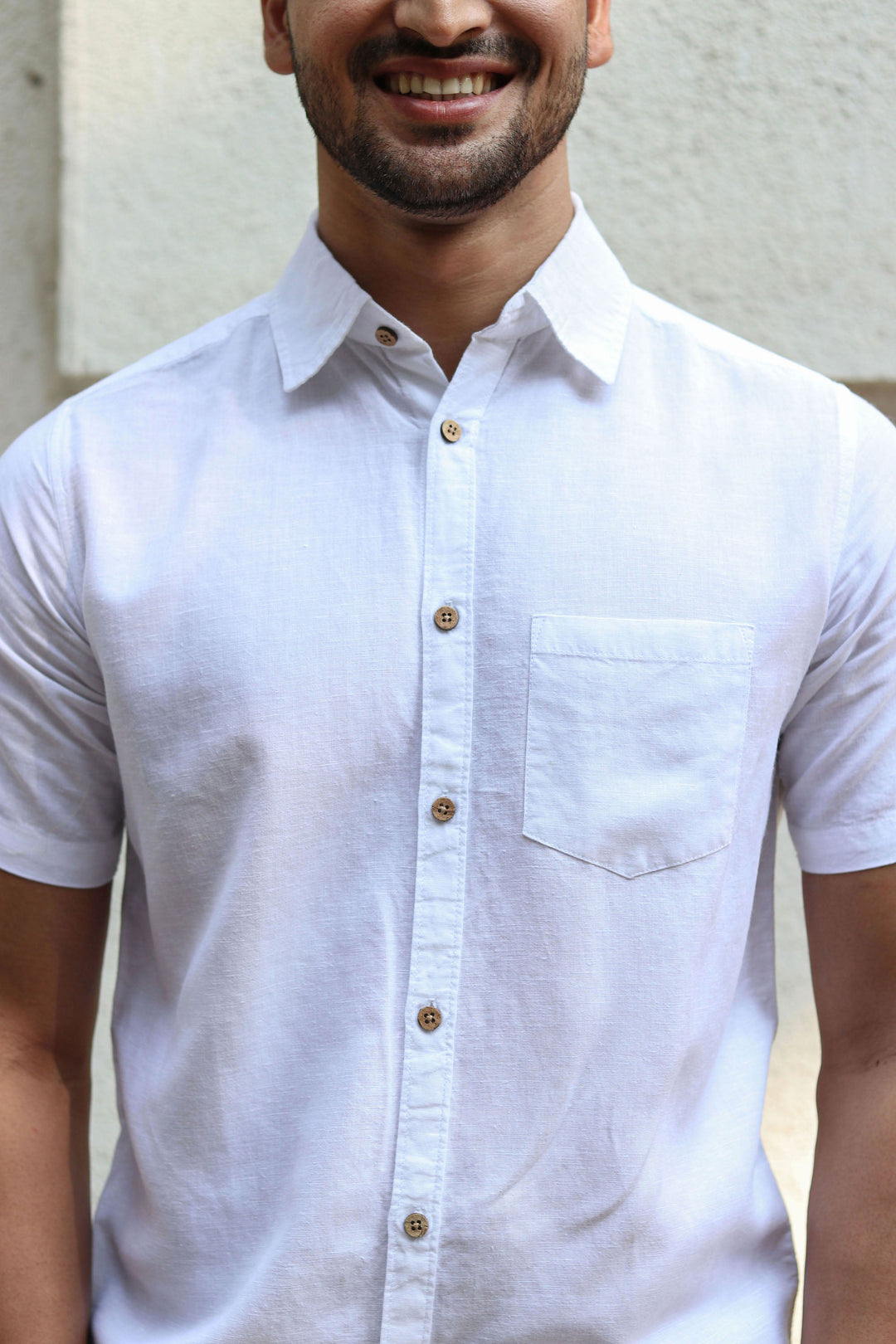 Earthy Route Snow white · half sleeve shirt