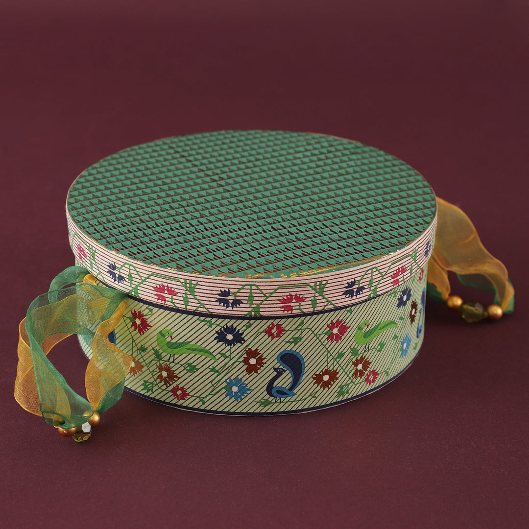 Paithani Round Gift Box