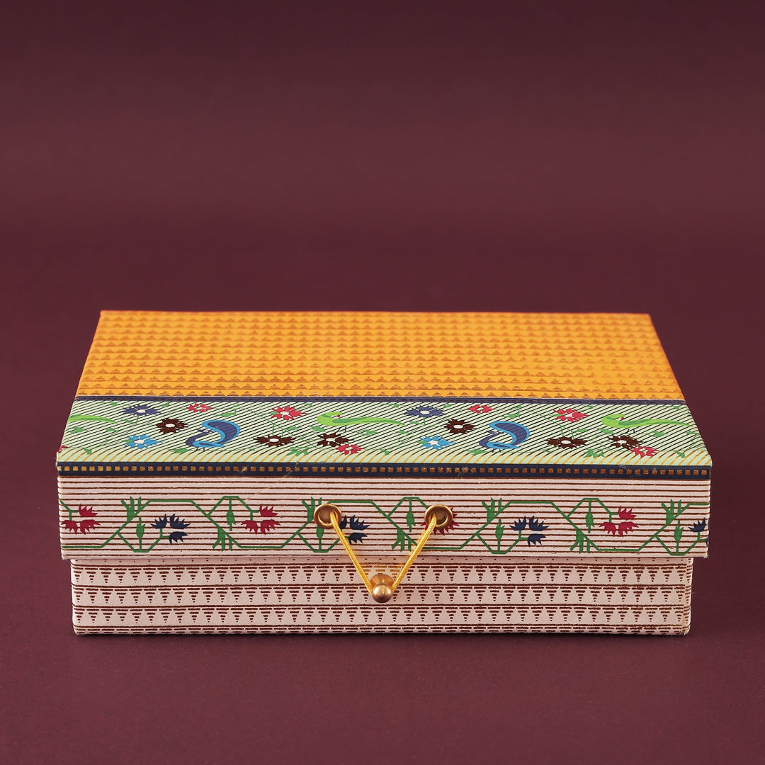 Paithani Medium Gift Box