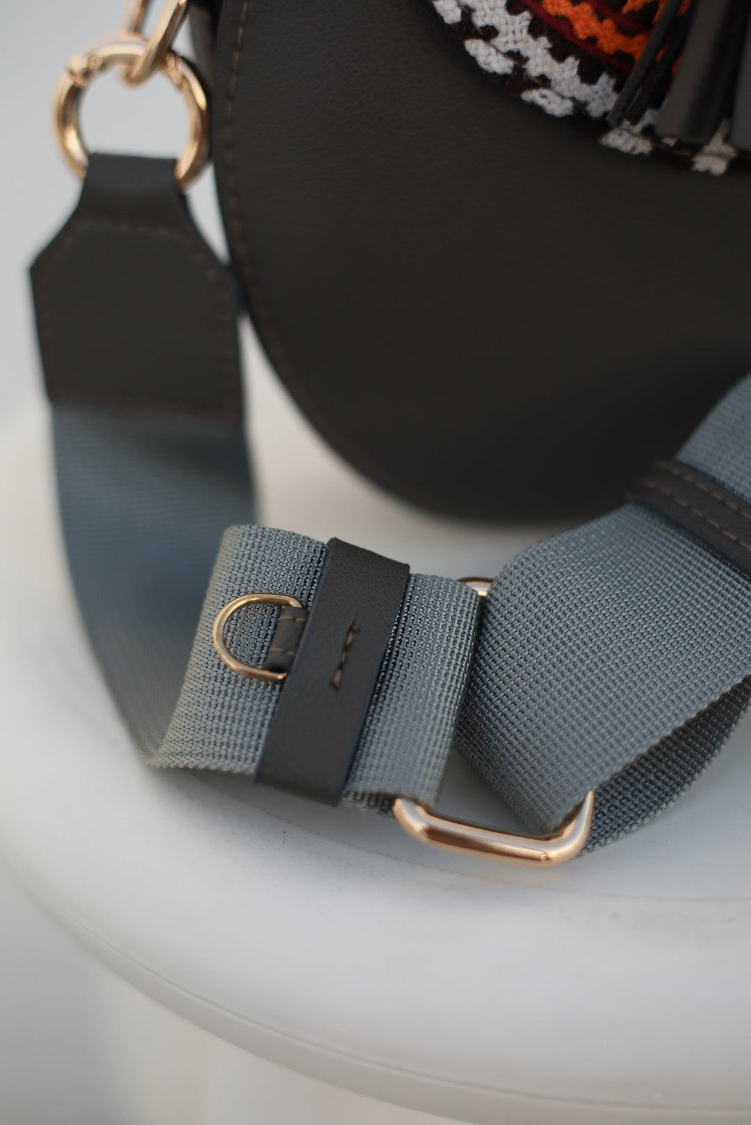 AXTRACT The Little Hoop - Grey