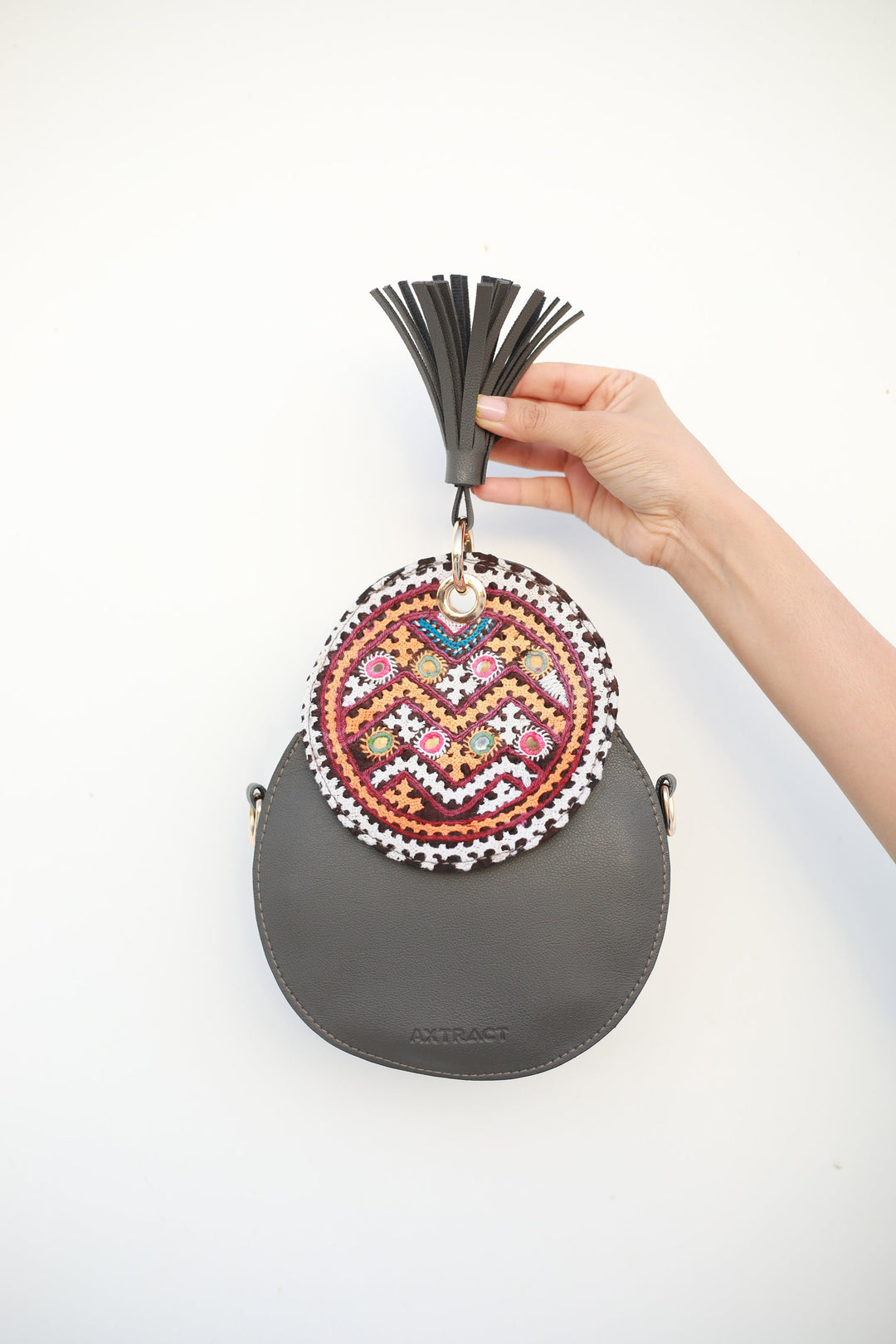 AXTRACT The Little Hoop - Grey