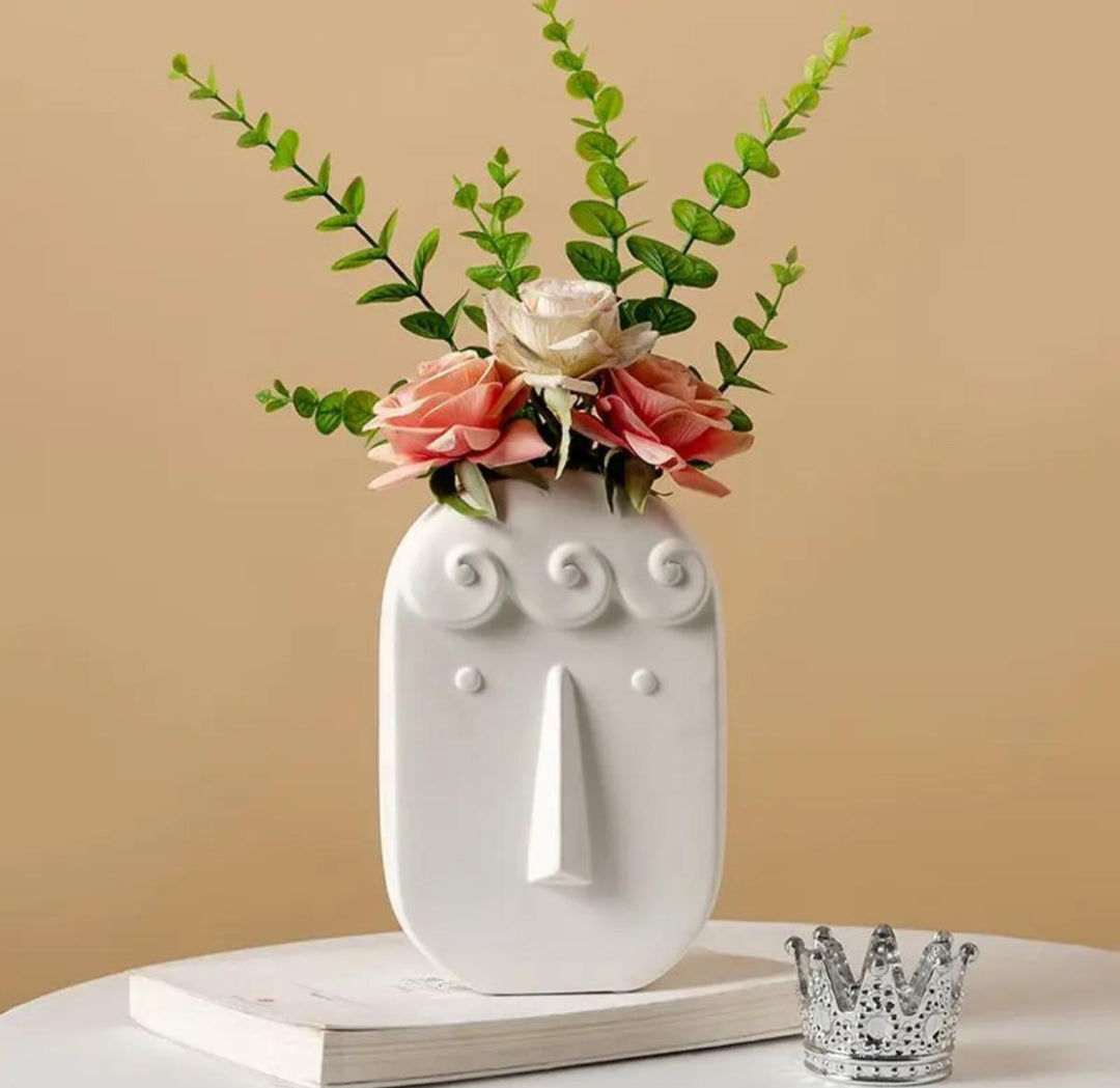 Modern Muse Vase-large - https://artecasa.in/