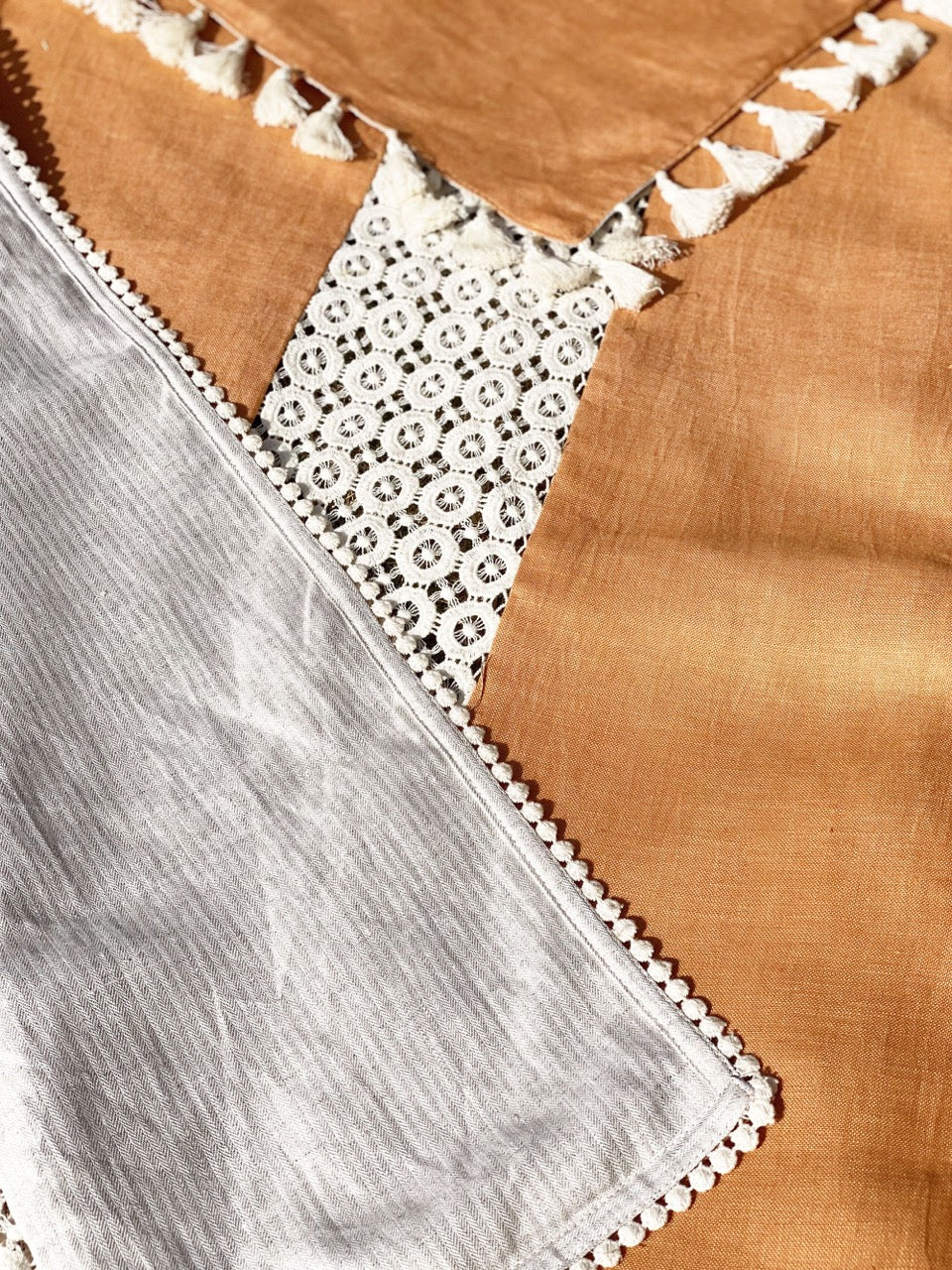 Pravaah Dharanee 2.0 - reversible table runner