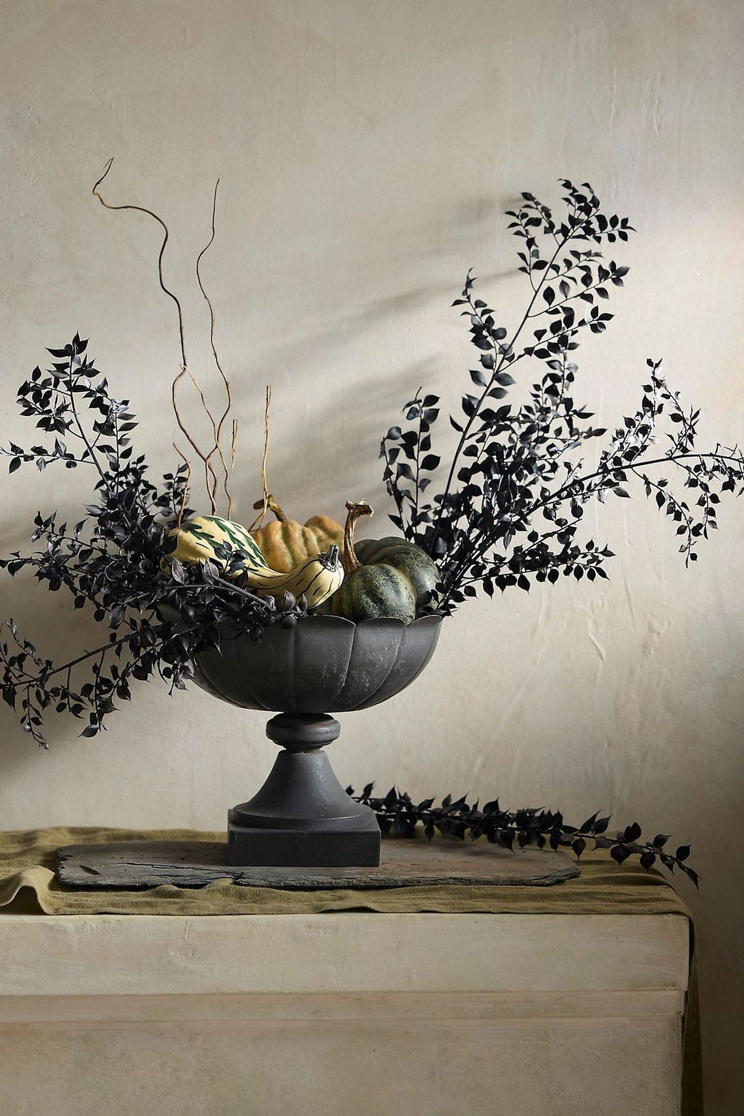 Black Ruscus Dried Flower Bunch Décor - https://artecasa.in/
