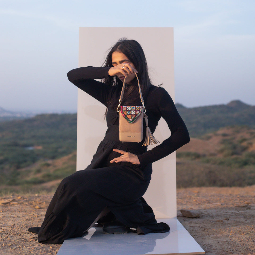 AXTRACT The Little Box - BEIGE