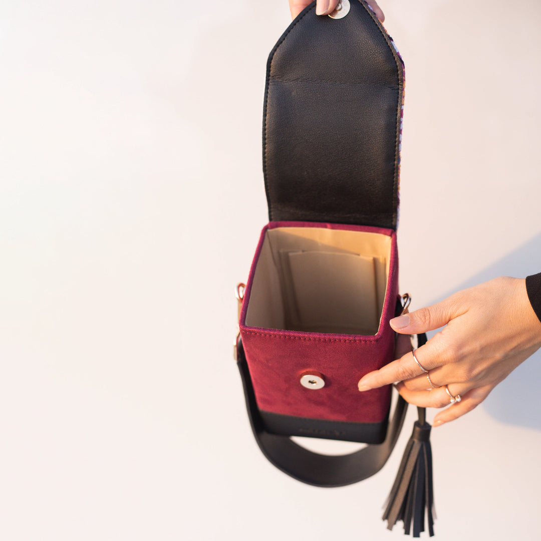 AXTRACT The Little Box - RED