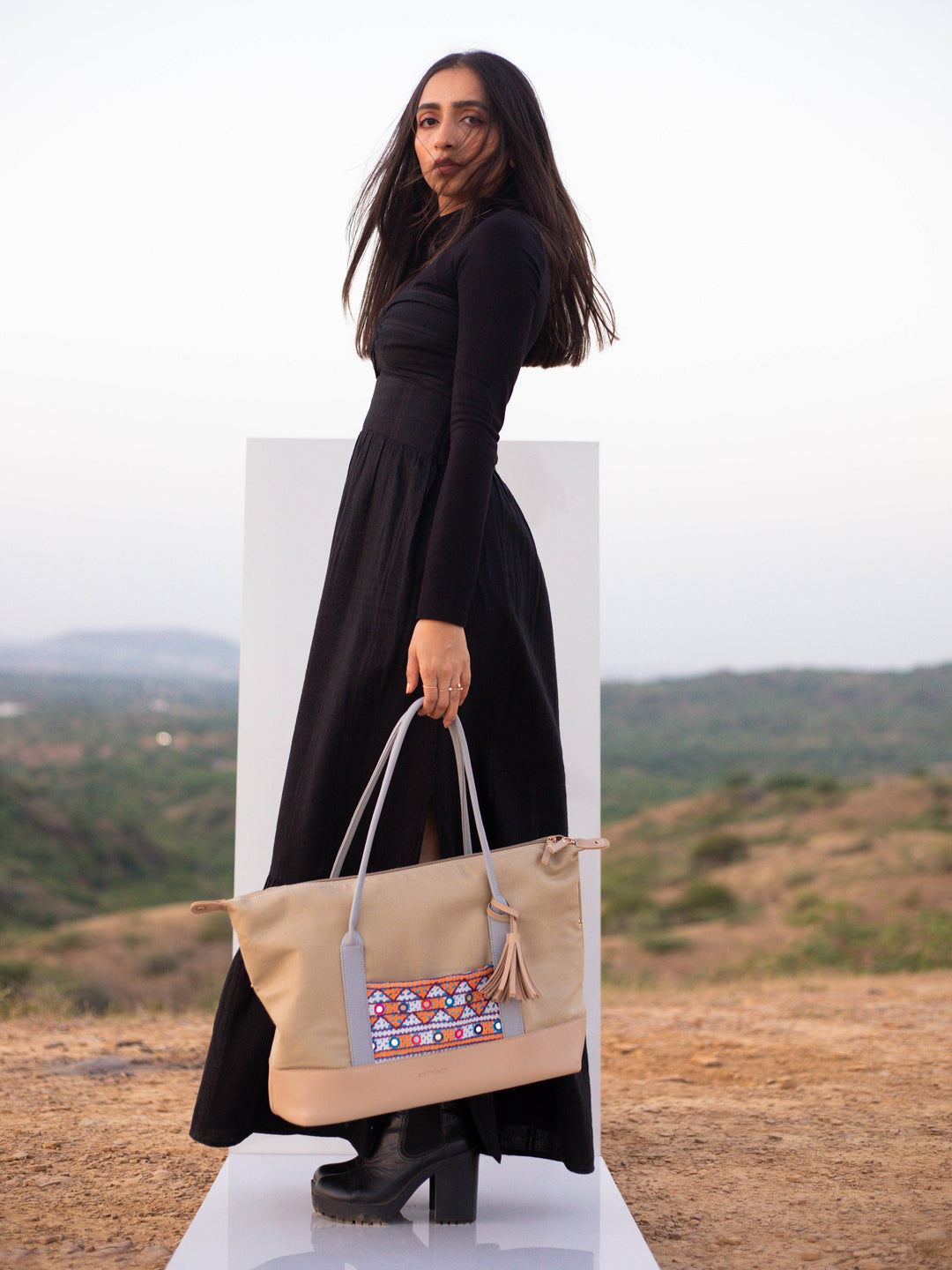 AXTRACT The Weekender - BEIGE