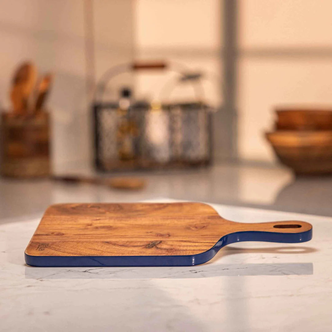 Ireka Homes Trimsy Acacia Wood Chopping Board - Handmade, Sustainable, Cut-Resistant - Enamel Border - Perfect for Vegetables, Meat, Cheese & Serving