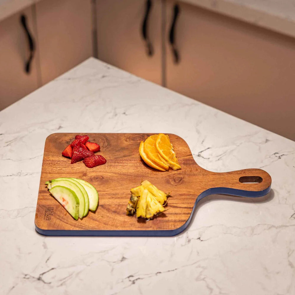 Ireka Homes Trimsy Acacia Wood Chopping Board - Handmade, Sustainable, Cut-Resistant - Enamel Border - Perfect for Vegetables, Meat, Cheese & Serving
