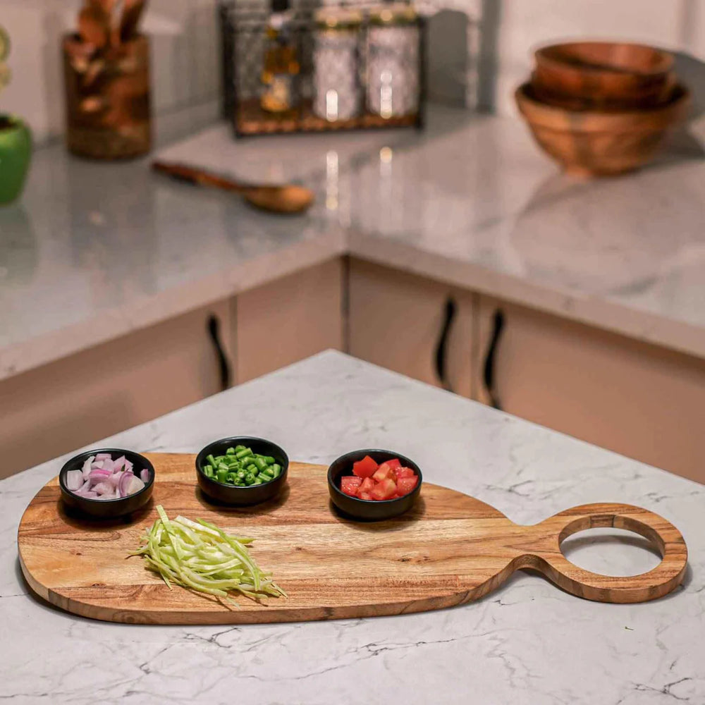 Ireka Homes Cutsy Acacia Wood Chopping Board - Handmade, Sustainable, Cut-Resistant - Perfect for Vegetables, Meat, Cheese & Serving